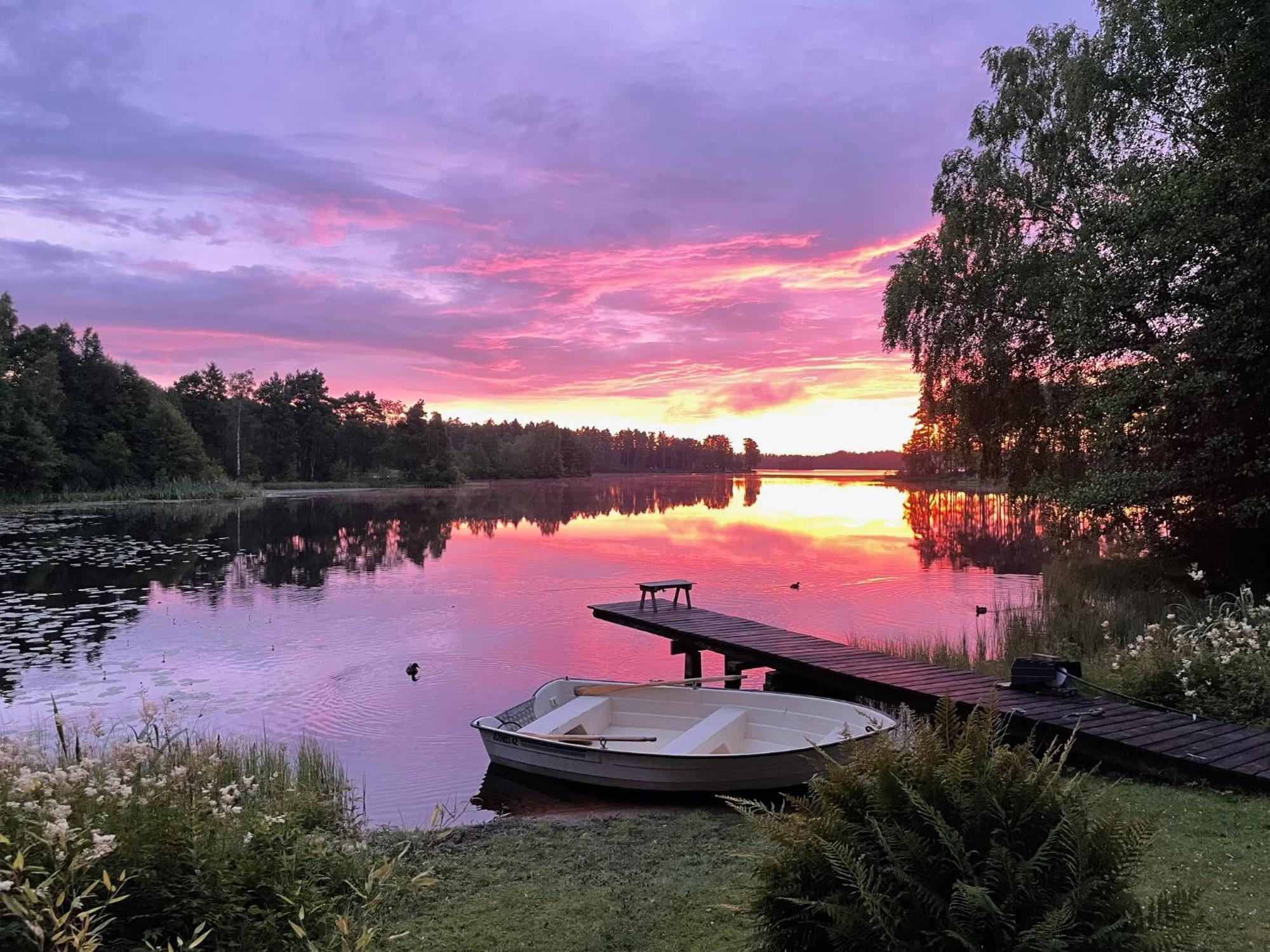 Naturskoent Boende Vid Sjoe Skanes Fagerhult Exterior photo